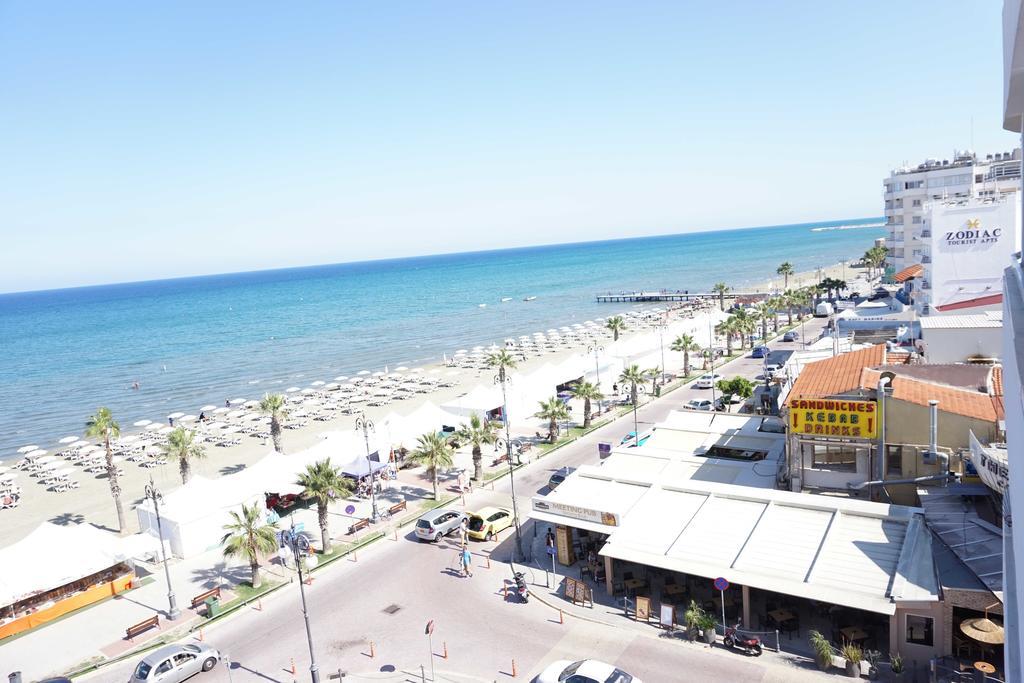 Lazuli Sea View Beachfront Ap 43 Lárnaka Kültér fotó