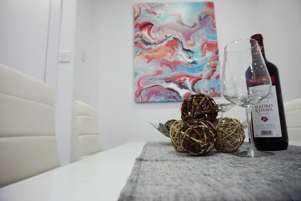 Lazuli Sea View Beachfront Ap 43 Lárnaka Kültér fotó